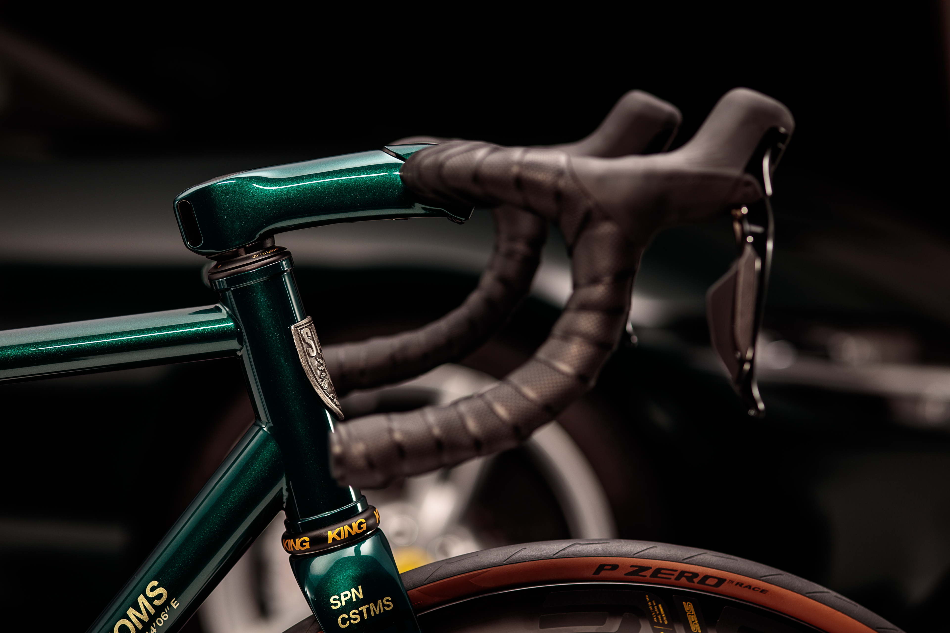 Spoon Customs Launches Fully Integrated Izoard RR Bike