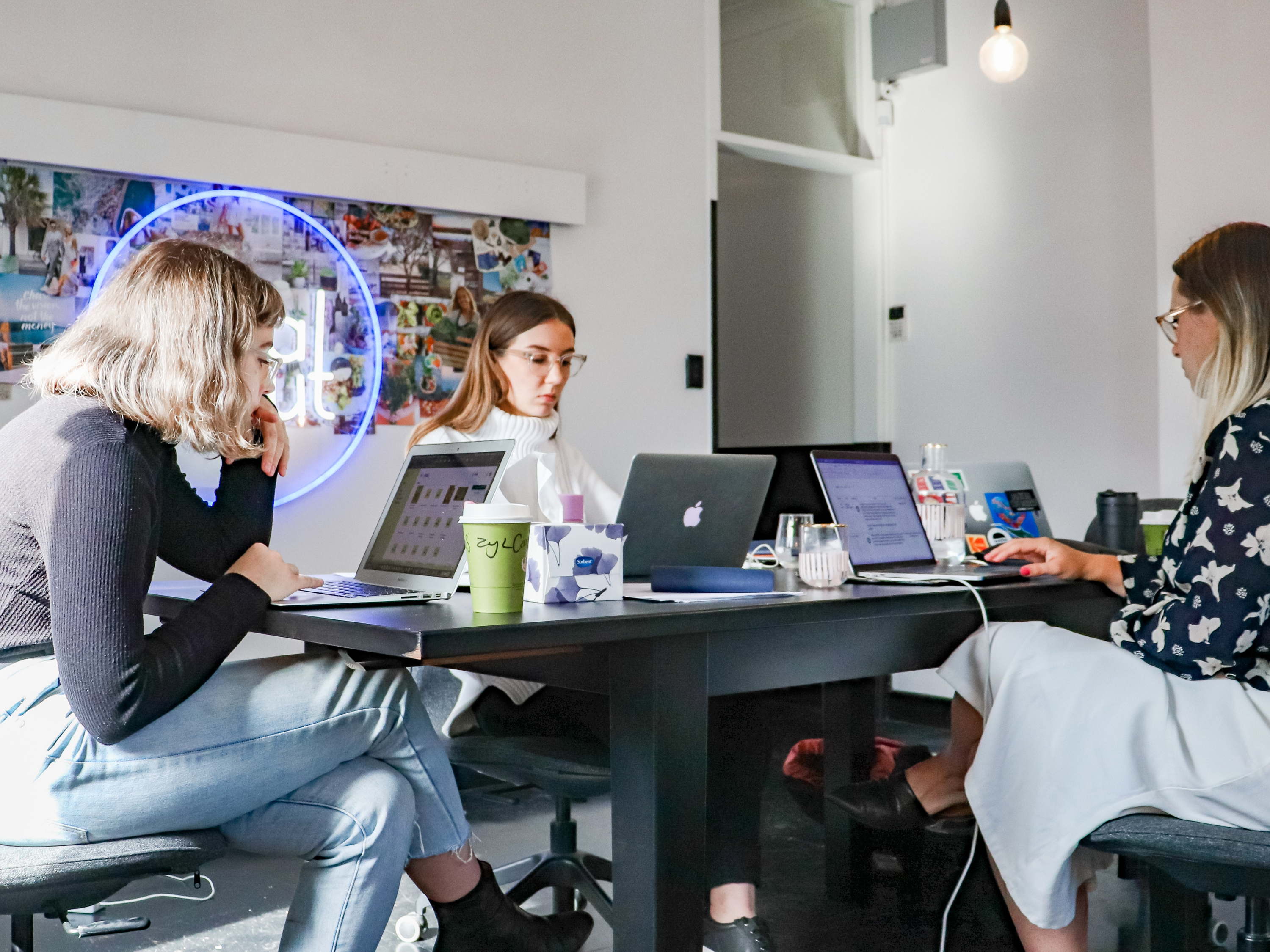 Mujeres en fintech: reinventando el ecosistema tecno-financiero