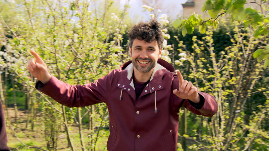 Jan en Thomas leggen een tuin aan voor geen geld
Voor hetzelfde geld (c) VRT Jan en Thomas leggen een tuin aan voor geen geld
Voor hetzelfde geld (c) VRT