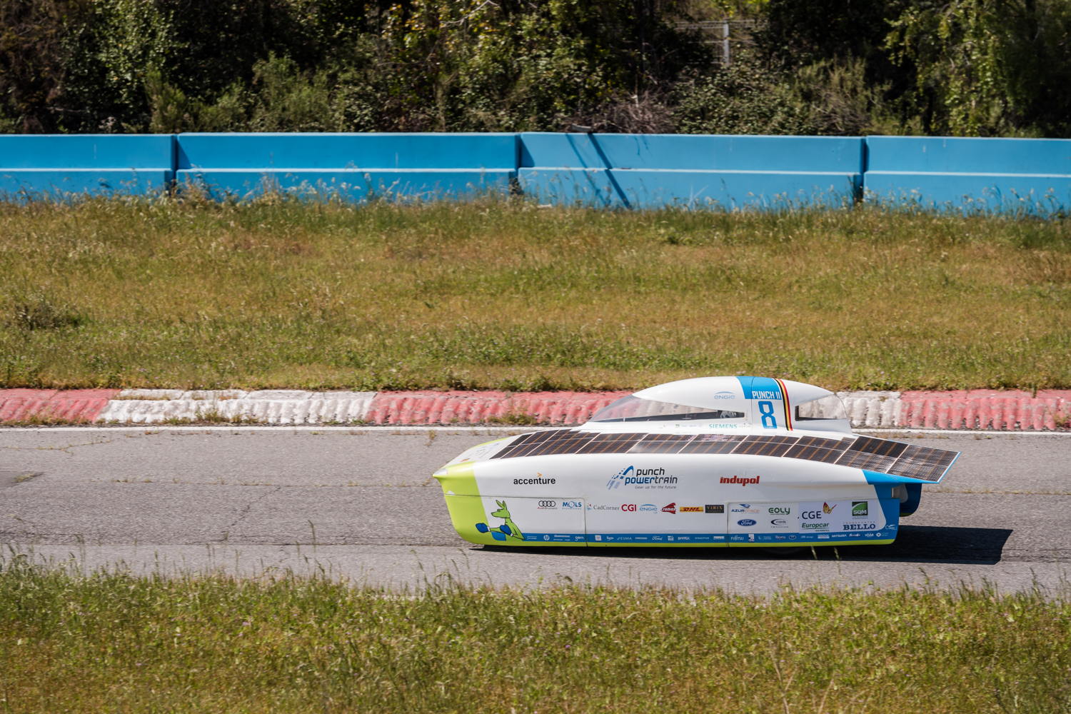 Voor het incident (Credits to Punch Powertrain Solar Team/Geert Vanden Wijngaert)