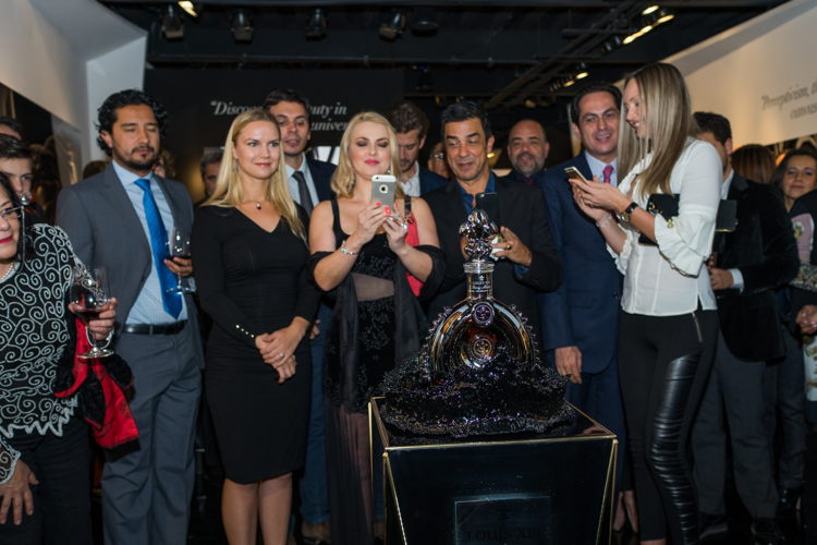 LOUIS XIII Black Pearl Magnum revelación