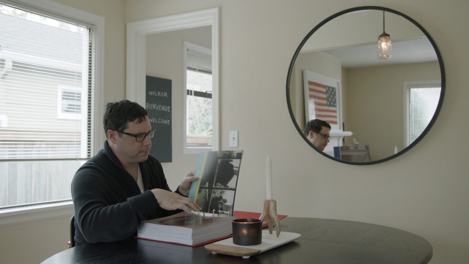 Damien Jurado met album Canvasconnectie - (c) VRT