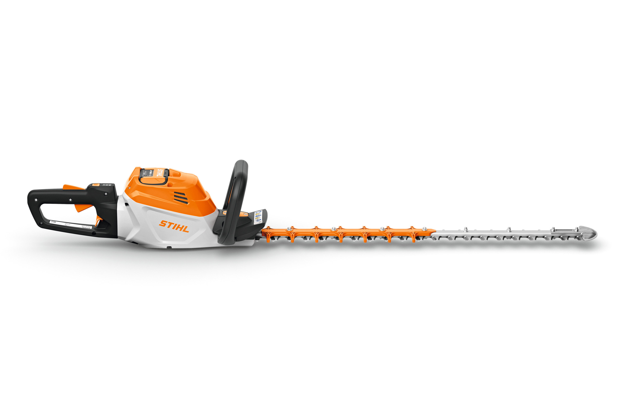 De STIHL HSA 140 R is de speciale uitvoering voor terugsnoeien (R) en snoeit moeiteloos dikkere takken zoals meerjarige scheuten dankzij een lage messnelheid in combinatie met een hoog koppel. Het dubbelzijdig snijmes laat het werk goed vooruitgaan en levert een zuiver snoeiresultaat.