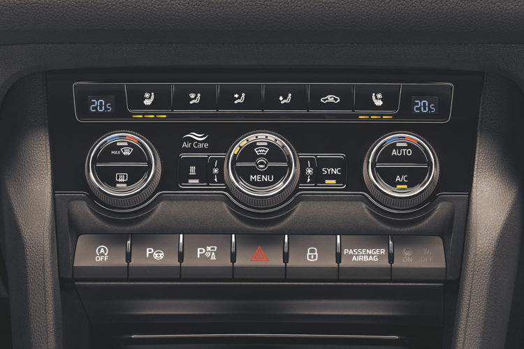 The best remedy for condensation on windows is the air
conditioning system. The best remedy for condensation on windows is the air
conditioning system.