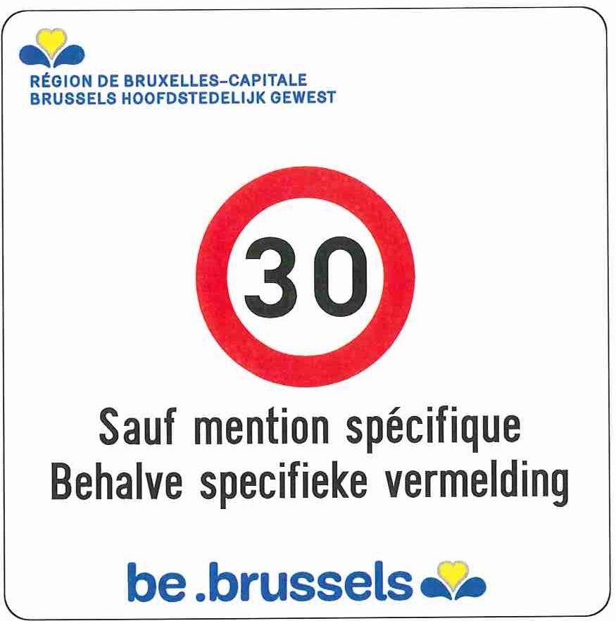 Dit bord betekent dat u de bebouwde kom van het Brussels Hoofdstedelijk Gewest binnenrijdt. Het geeft aan dat de algemene snelheid in het Gewest beperkt is tot 30 km/u.