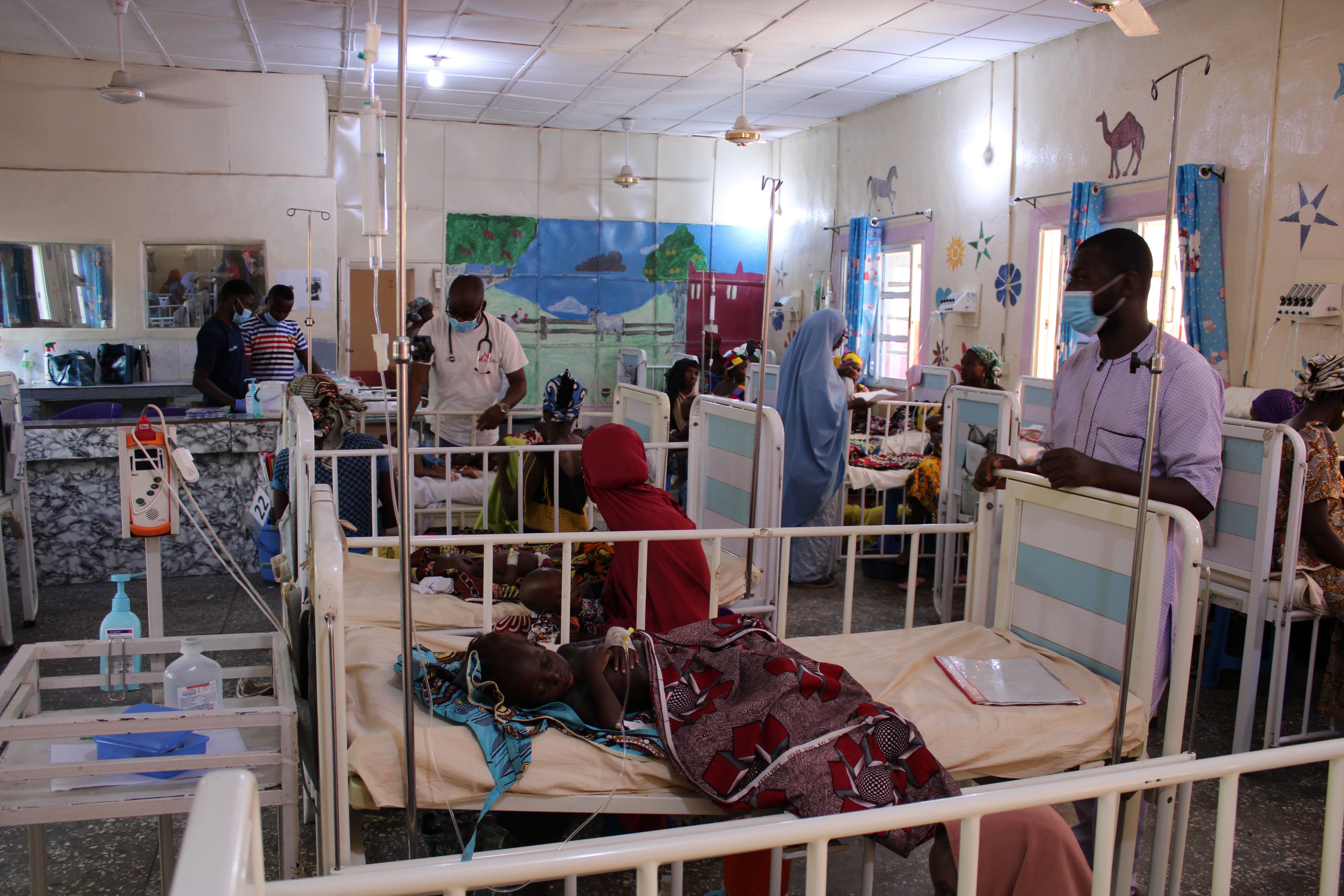 Área para pacientes pediátricos con desnutrición severa en el Hospital General de Anka. Créditos: MSF/Ghada Saafan
