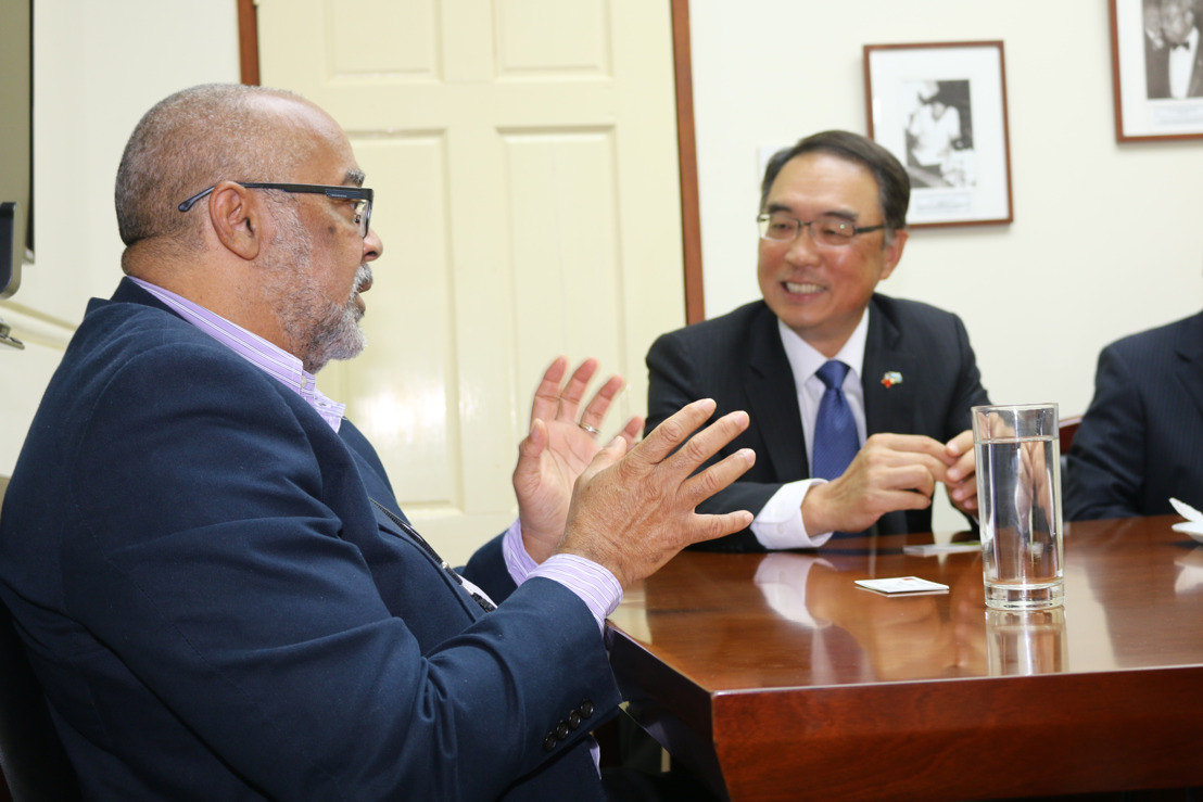 Newly accredited Ambassador of the Republic of China (Taiwan) to Saint Lucia meets with OECS Director General