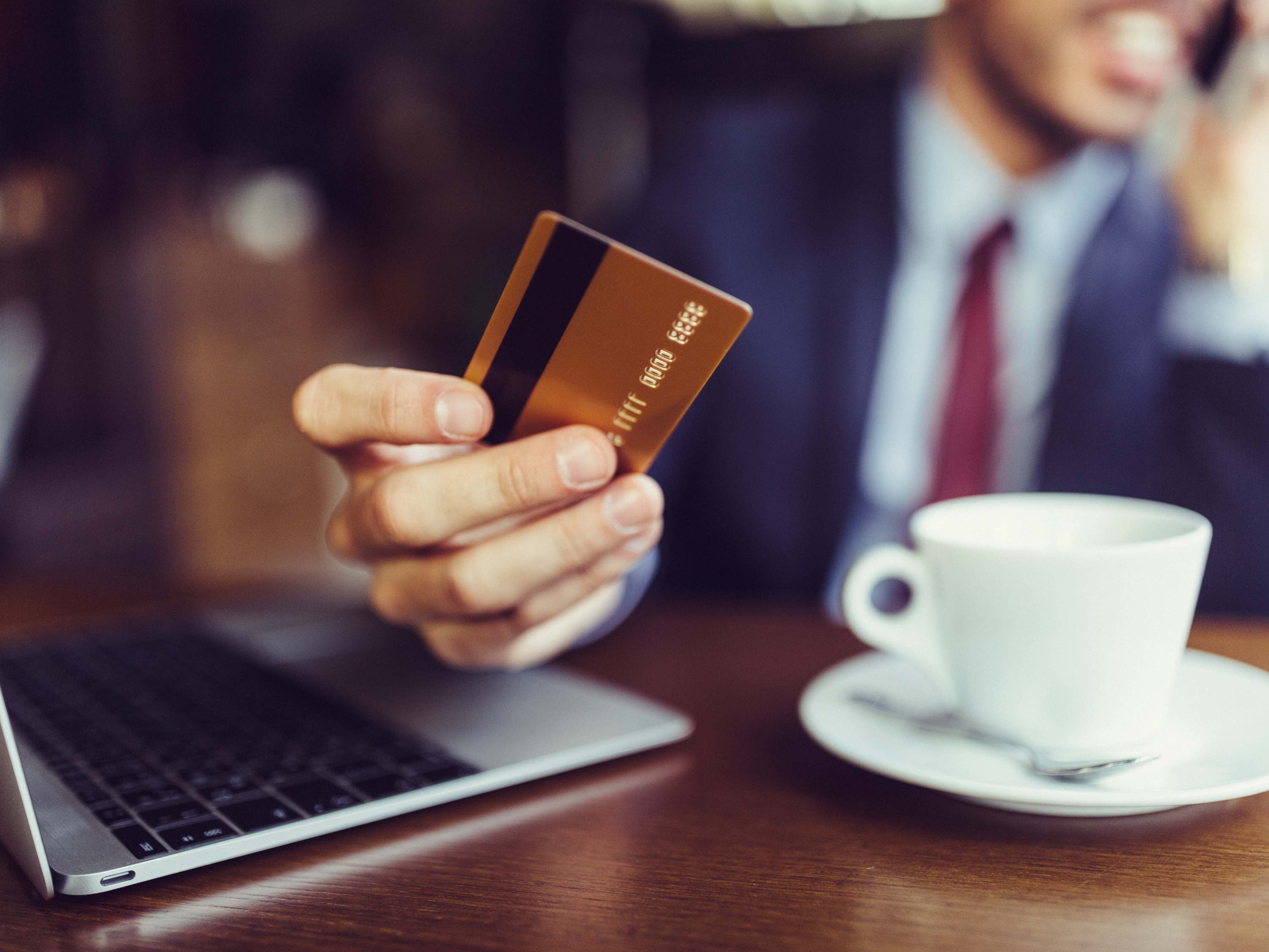 ¿Qué deben hacer las empresas mexicanas con su crecimiento en comercio electrónico?