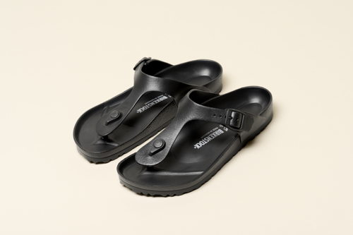 Birkenstock.be_Lifestyle_GizehBlack_Eva_49.95€ (2)