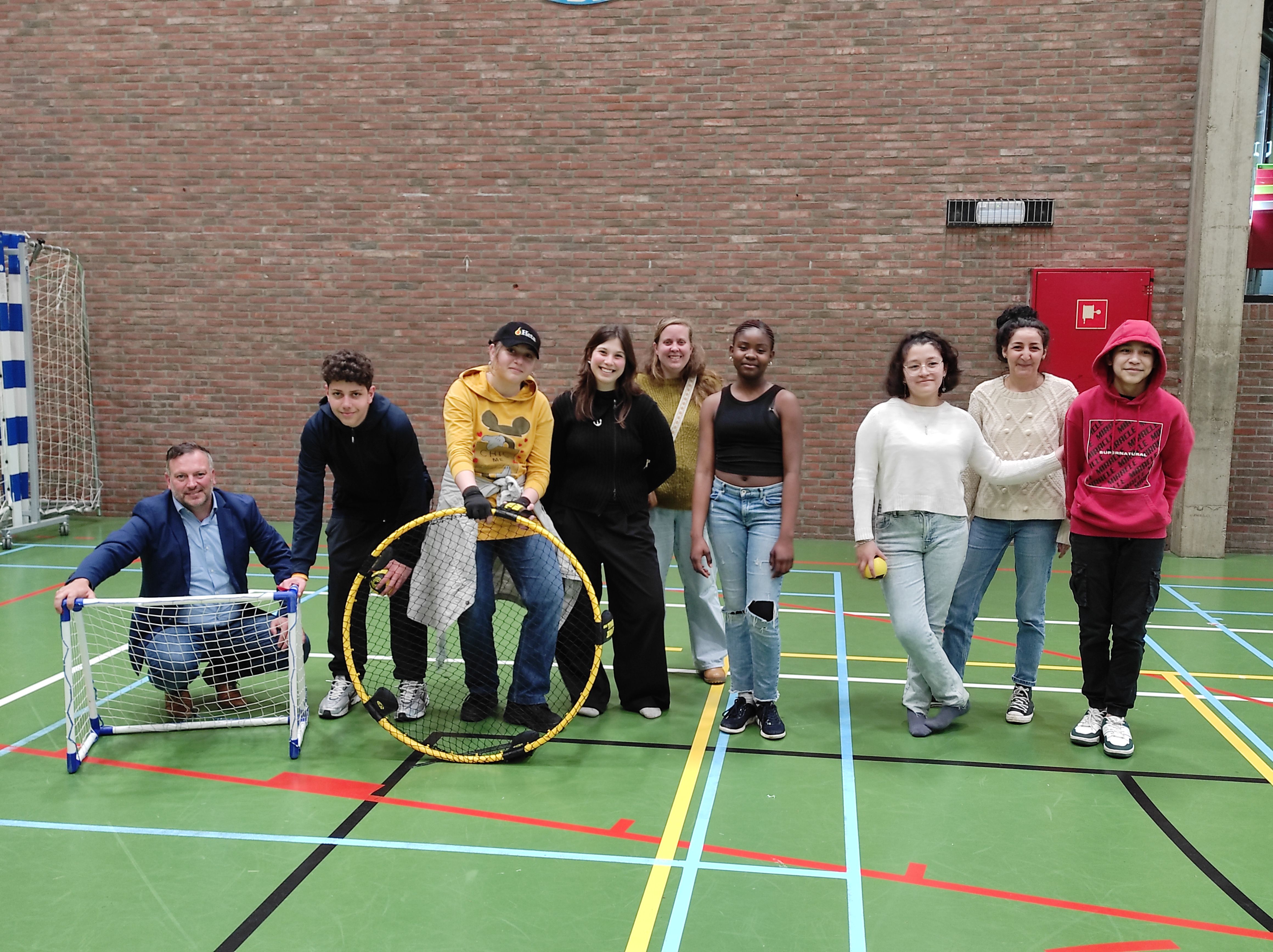 Via 'OKAN in actie' komen anderstalige leerlingen in aanraking met vrijetijdsactiviteiten waardoor hun Nederlands gestimuleerd wordt.