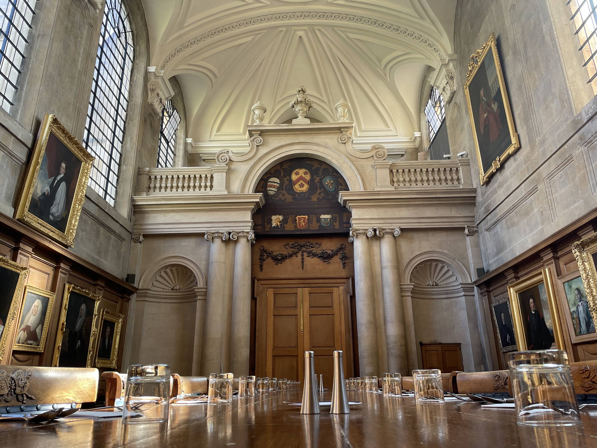 Sennheiser SpeechLine Digital Wireless restores usability to All Souls College’s remarkable 15th century meeting room