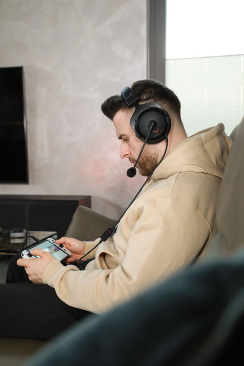 PIC_MMX300PRO_24-06_Gaming-Switch_v1