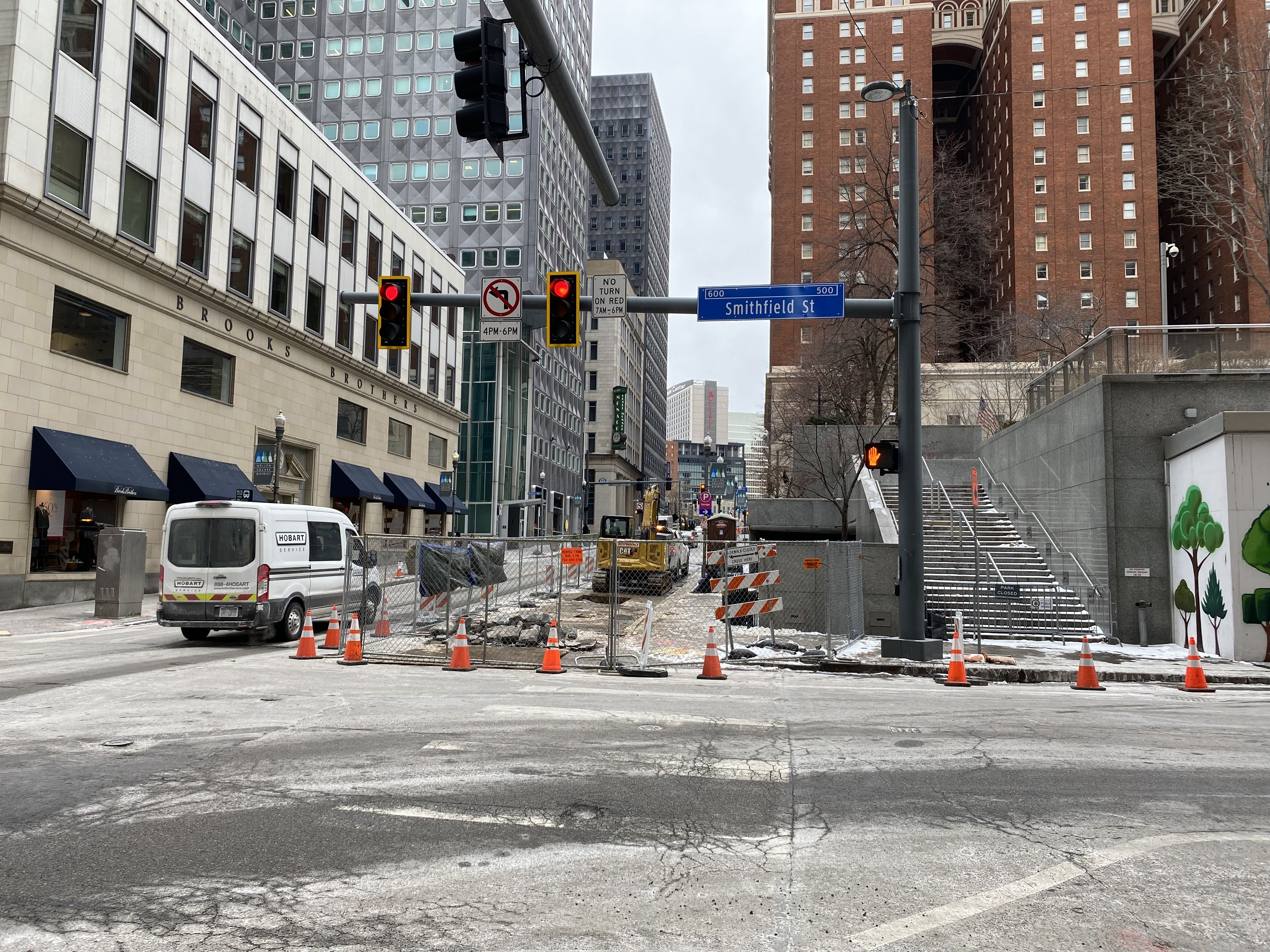 Sixth Avenue at Smithfield Street