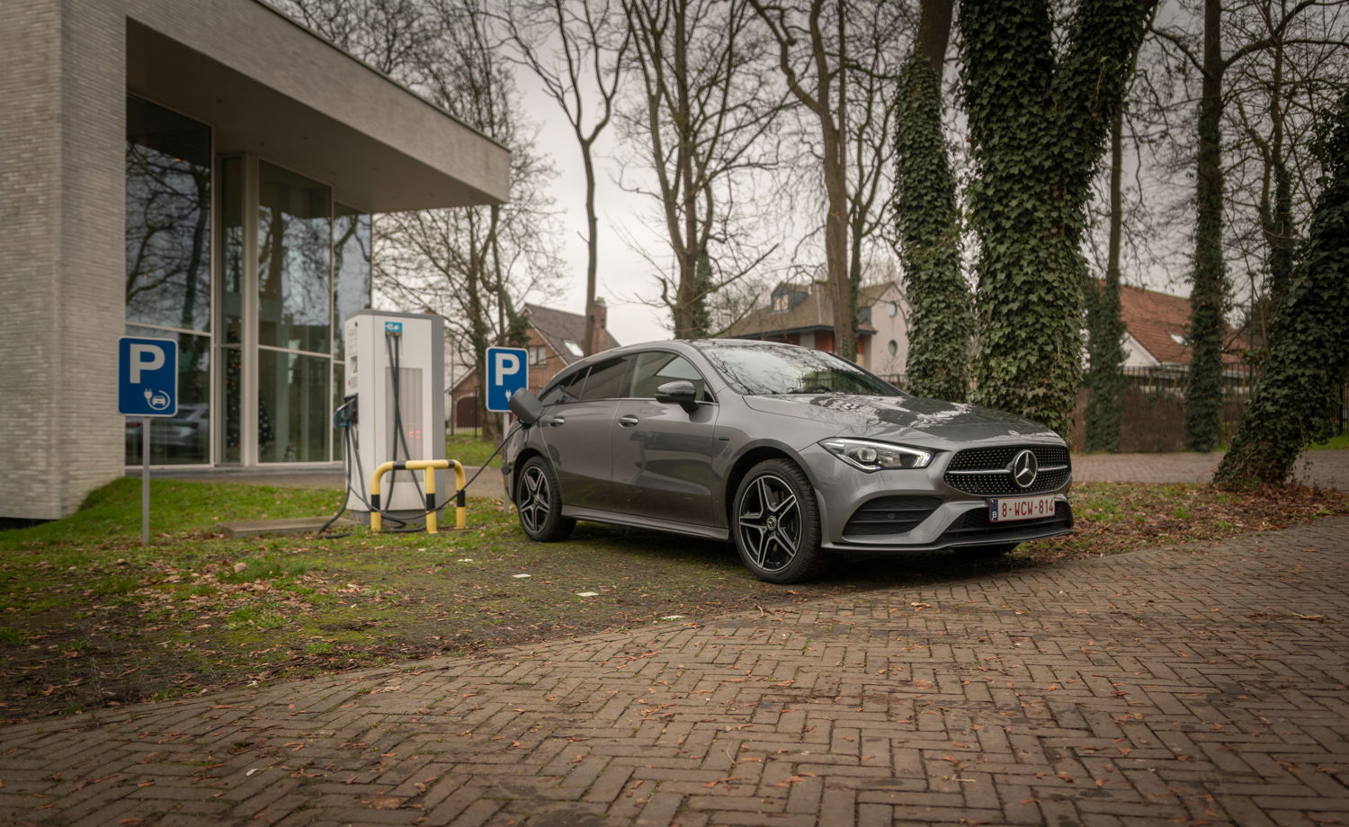 Mercedes GLA PHEV - Copyright Athlon Belgium