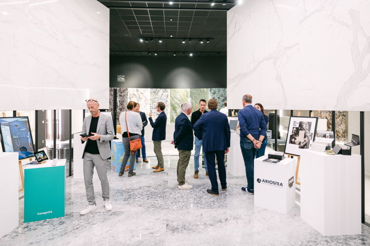 ©Gallery Days by Two cents