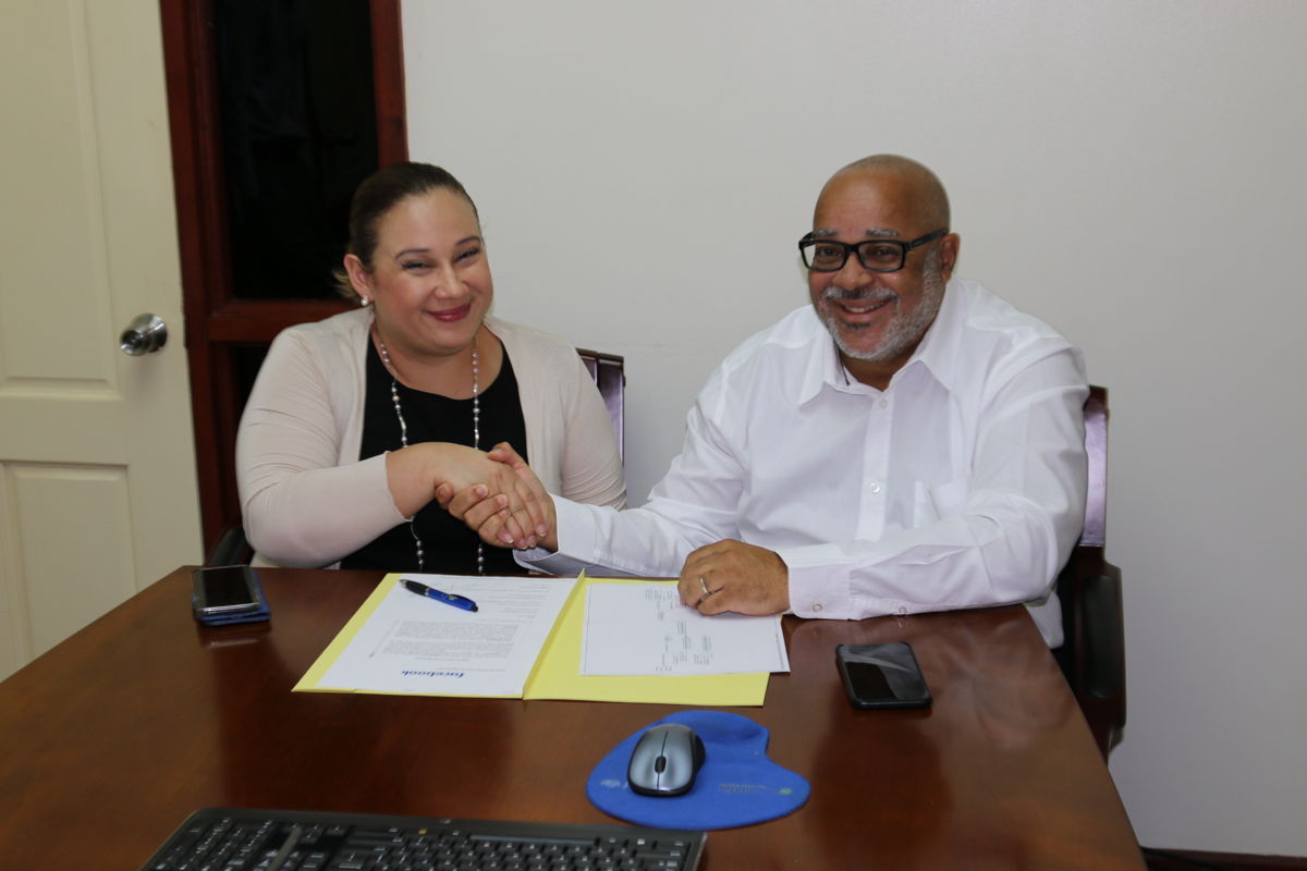 Public Policy Manager Caribbean Region of Facebook Claudia Giraldo and Director General of the OECS Dr. Didacus Jules signed an agreement on the use of Facebook Disaster Maps to enhance disaster response in case of hurricane in June 2019.