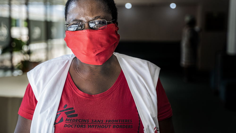 Azalet Dube,  Doctors Without Borders (MSF) health promoter . Photographer 