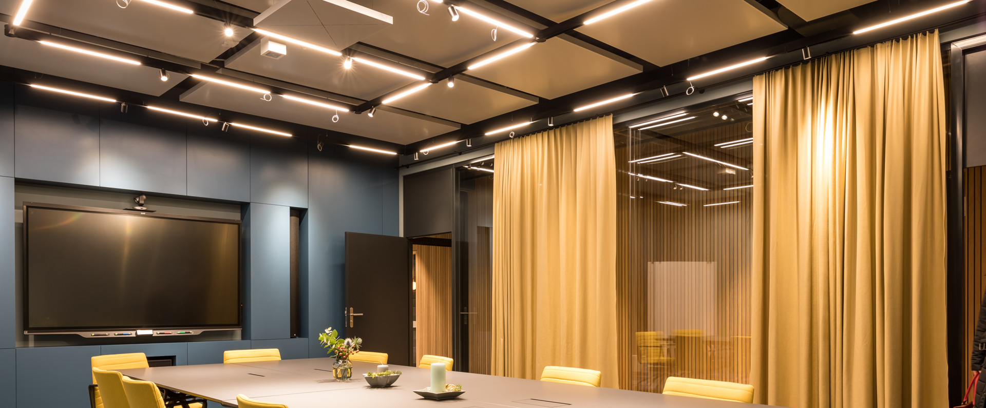 Coworking Lounge in Zurich Deploys Sennheiser TeamConnect Ceiling 2