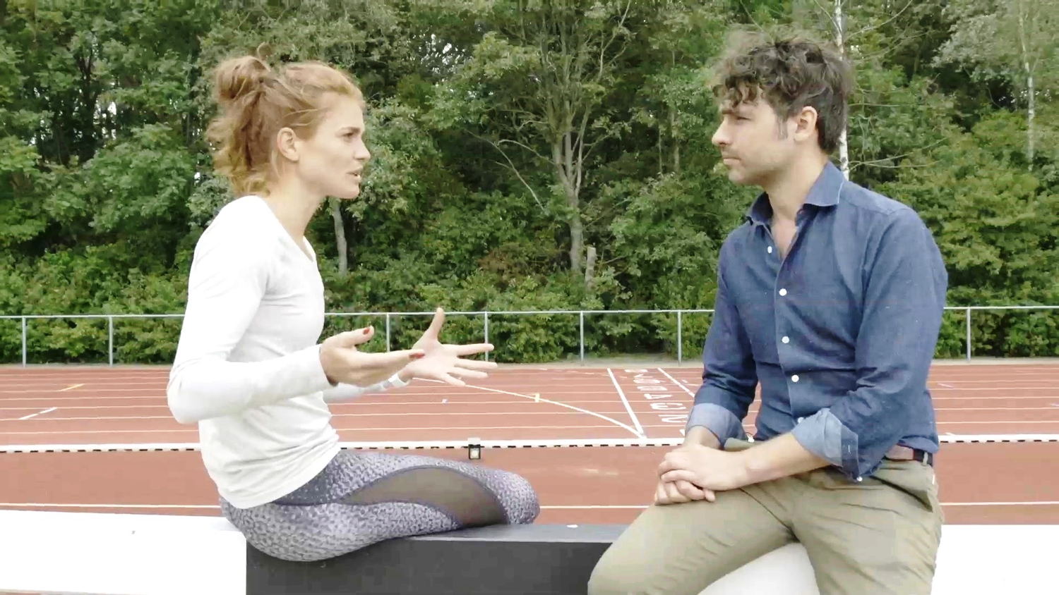 Thomas met Axelle Dauwens - (c) VRT