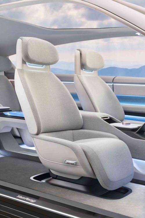 xim23_front-seats_calm_optimized