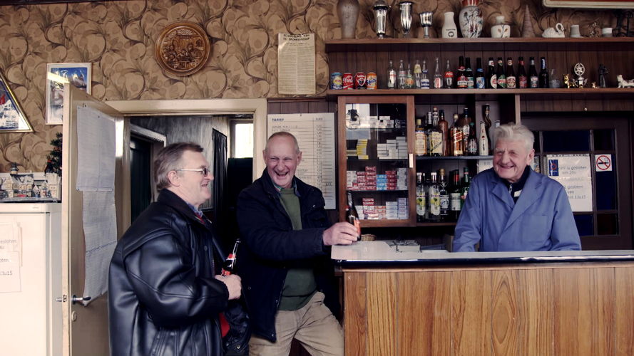 4 x 7: Wouter Deboot: Café Warande - (c) - De Chinezen