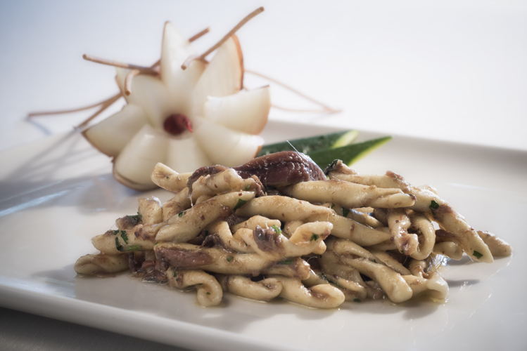 Bigoli in salsa di acciughe (VENETO) 1