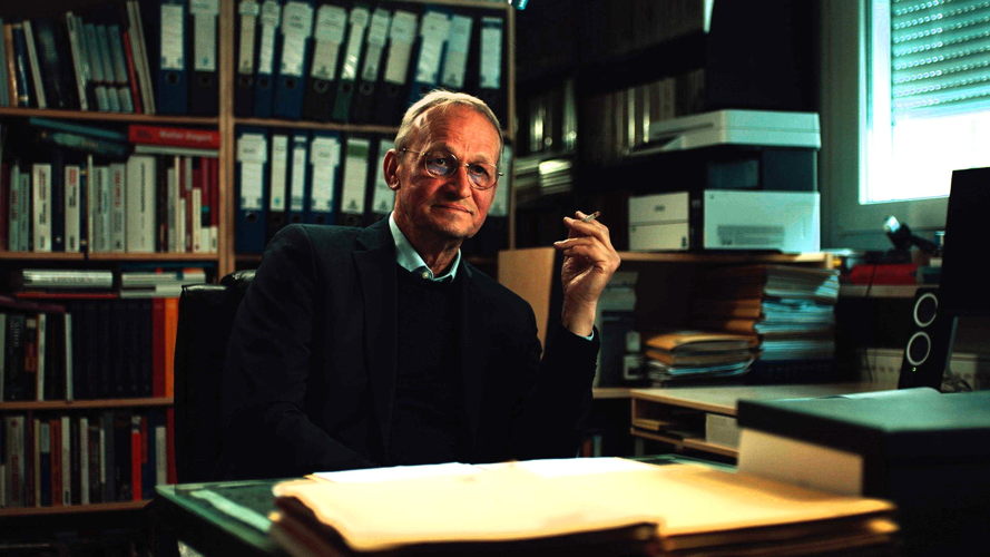 Hier en toen: SPIONAGE Helmut Müller-Enbergs 