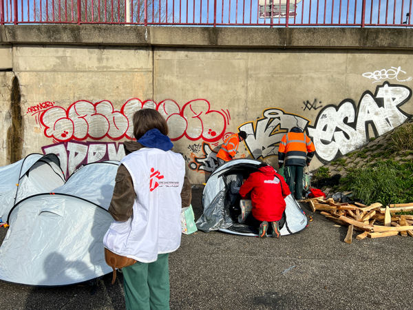 MSF vuelve a Calais para dar asistencia médica y psicológica en la frontera franco-británica