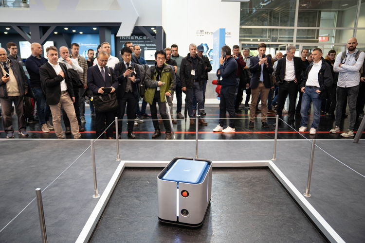Den Purpose Design Ansatz demonstrierte Hatz eindrucksvoll auf den Branchenmessen Bauma und Conexpo mit der Demonstrationsmaschine Concept Cube.