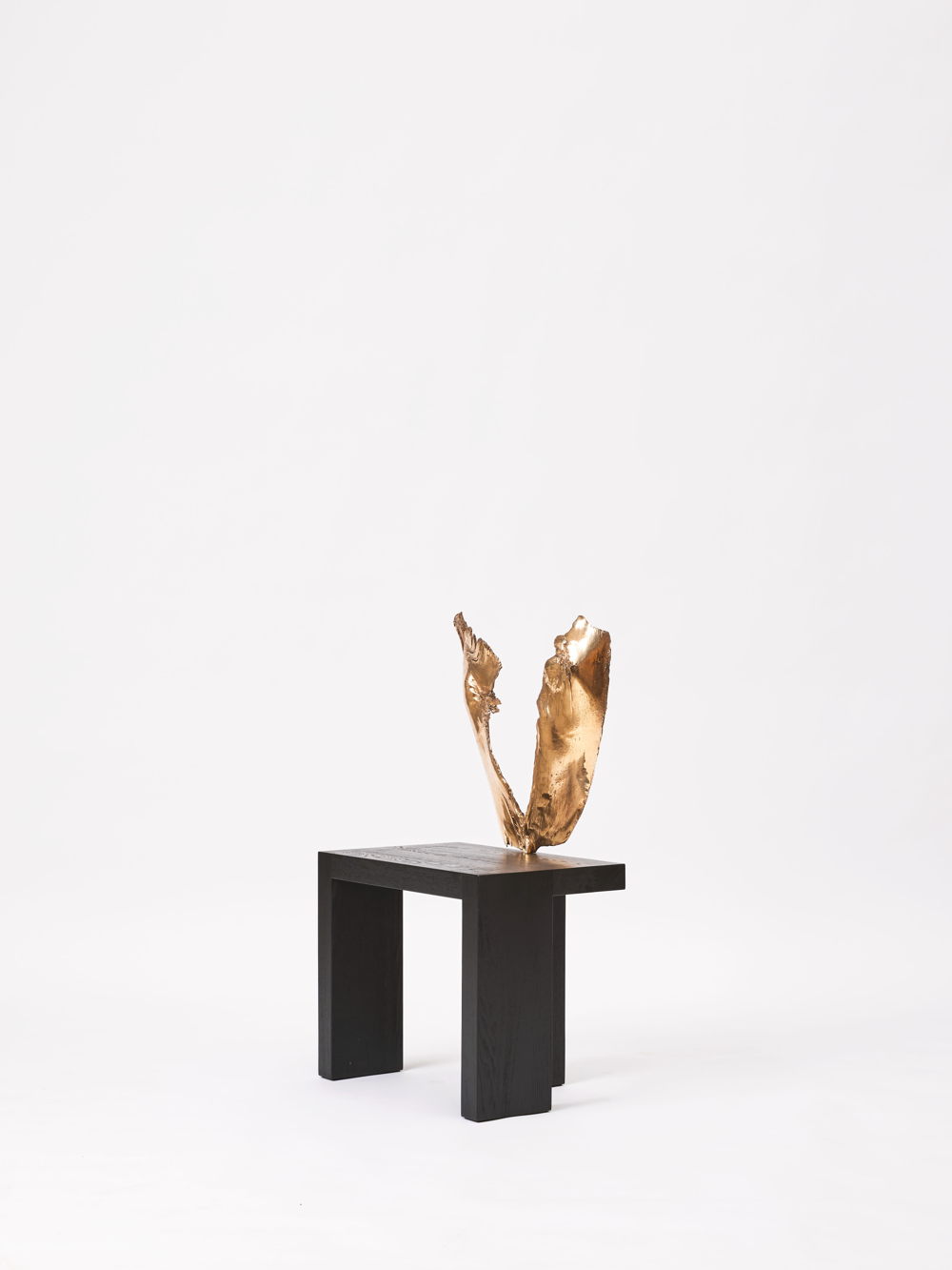 EMBARGOED: Chair by Kelly Wearstler x Hagit Pinovici 