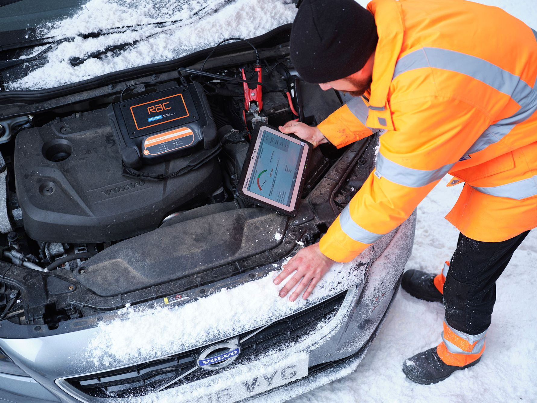 Avoid the 'flat battery blues' during the first cold snap of season - RAC comment 