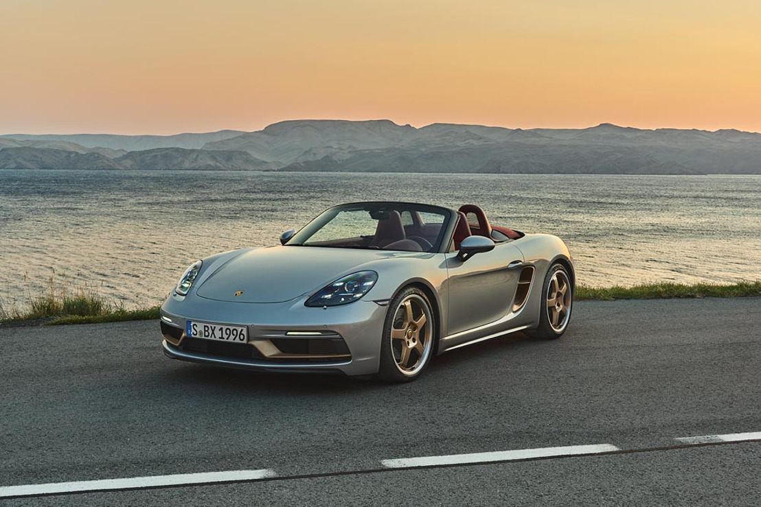 Porsche rend hommage au concept car Boxster de 1993