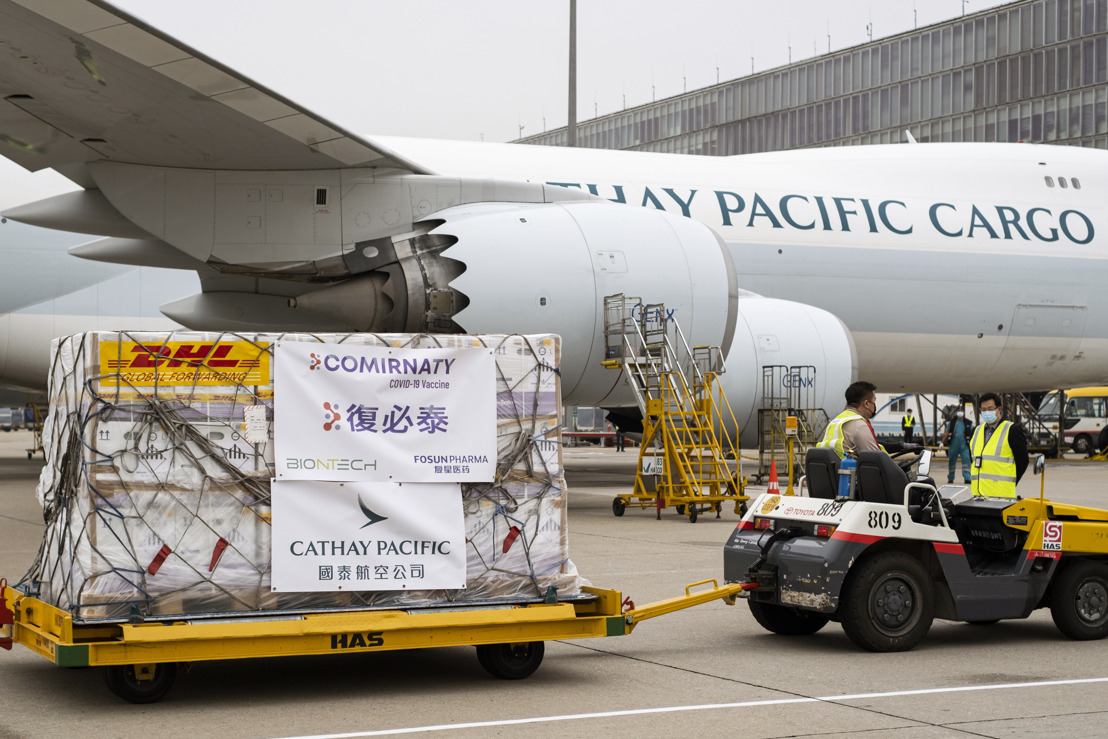 Cathay Pacific levert de eerste Fosun Pharma / BioNTech-vaccins aan Hongkong en verder