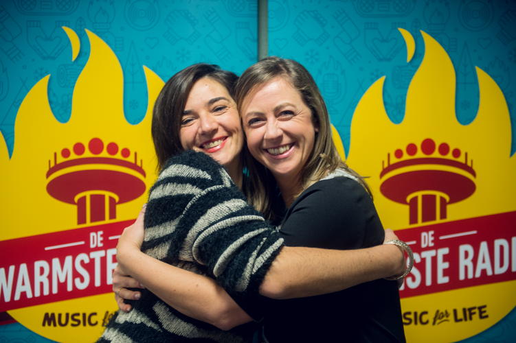 Karolien Debecker (MNM) & Kim Debrie (Radio 2) - (c) VRT/Jokko