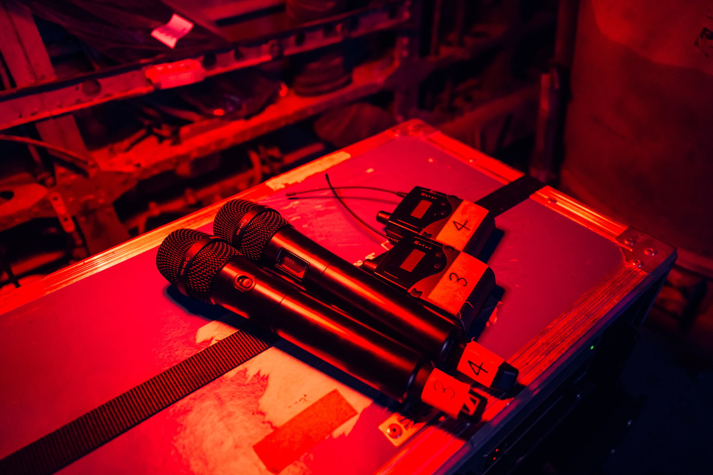 aciliated by AF Live, Arcadia’s rental partner, Sennheiser provided a total of four channels of its EW-DX system with MM 445 capsules, and six channels of 2000 series IEMs
Photo credit: Matt Eachus aciliated by AF Live, Arcadia’s rental partner, Sennheiser provided a total of four channels of its EW-DX system with MM 445 capsules, and six channels of 2000 series IEMs
Photo credit: Matt Eachus