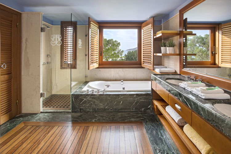 Premium Hotel Suite Sea VIew