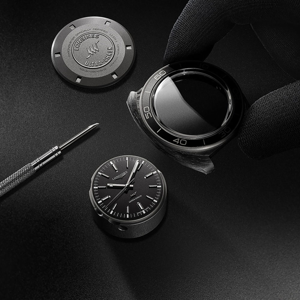 LONGINES_2025_ULTRA-CHRON CARBON_L28394522_3