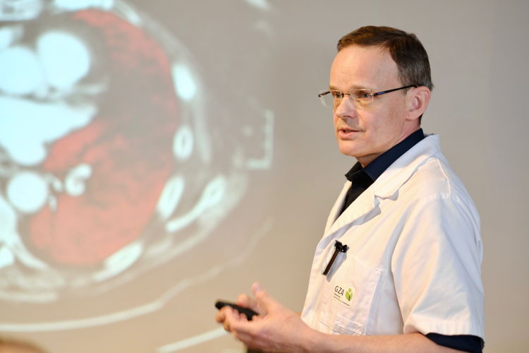 Dr. Filip Deckers, diensthoofd radiologie en medische beeldvorming van GZA Ziekenhuizen