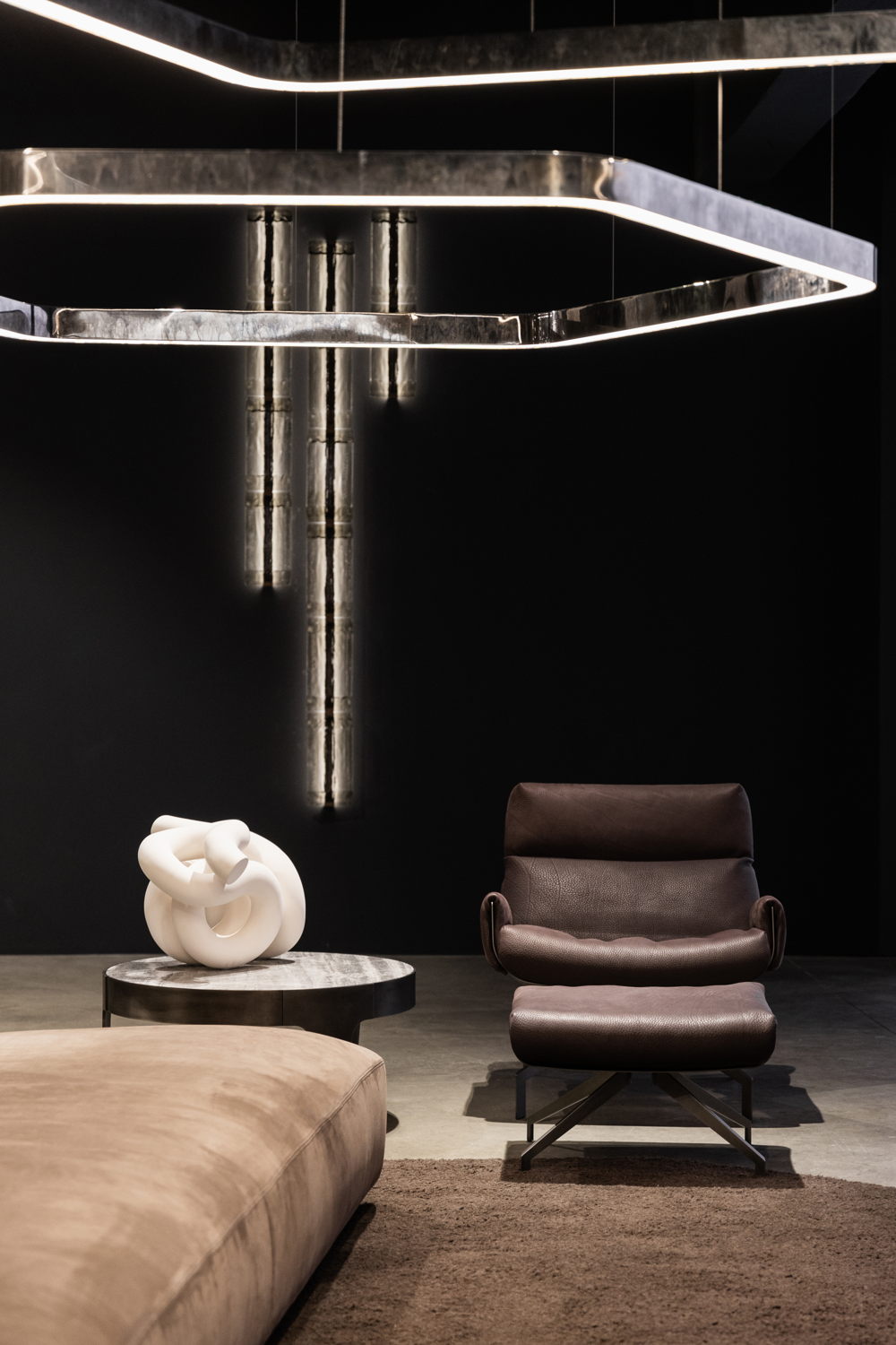 Henge Showroom - Brompton Road 254, Londra