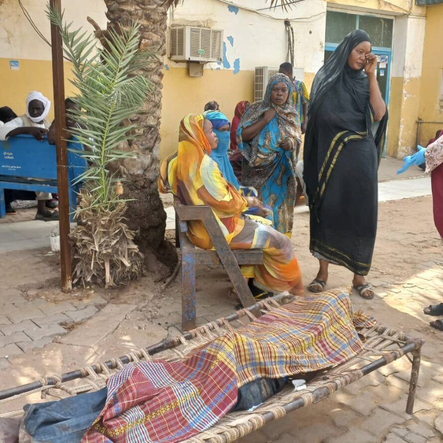 Jartum. El hospital de Bashair, que cuenta con el apoyo de MSF, recibió a más de 60 pacientes heridos y 43 muertos tras la explosión en un mercado el pasado 10 de septiembre. Foto: MSF