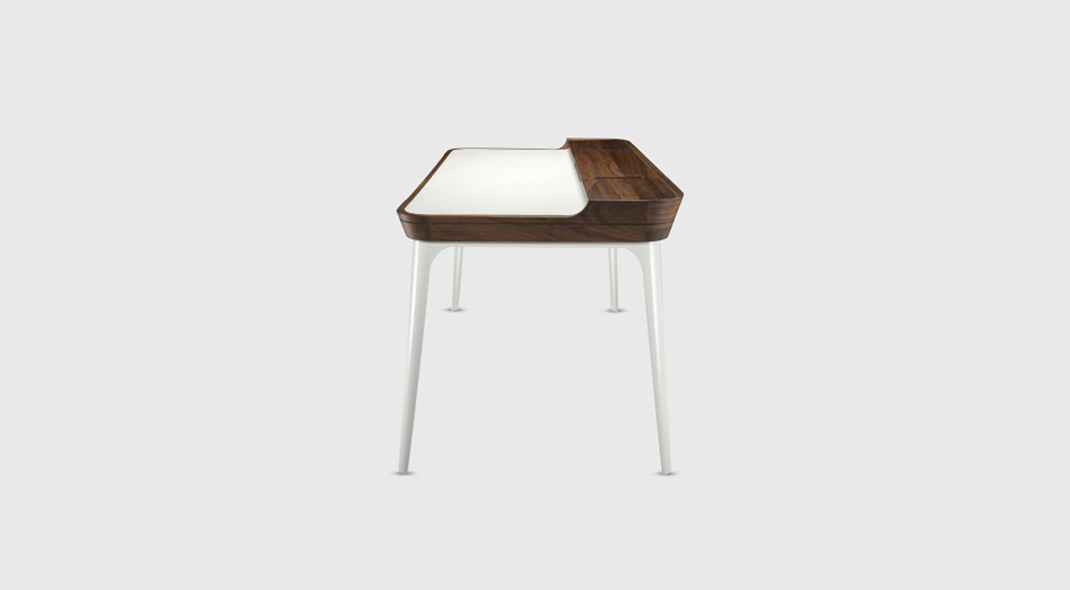 Airia Desk