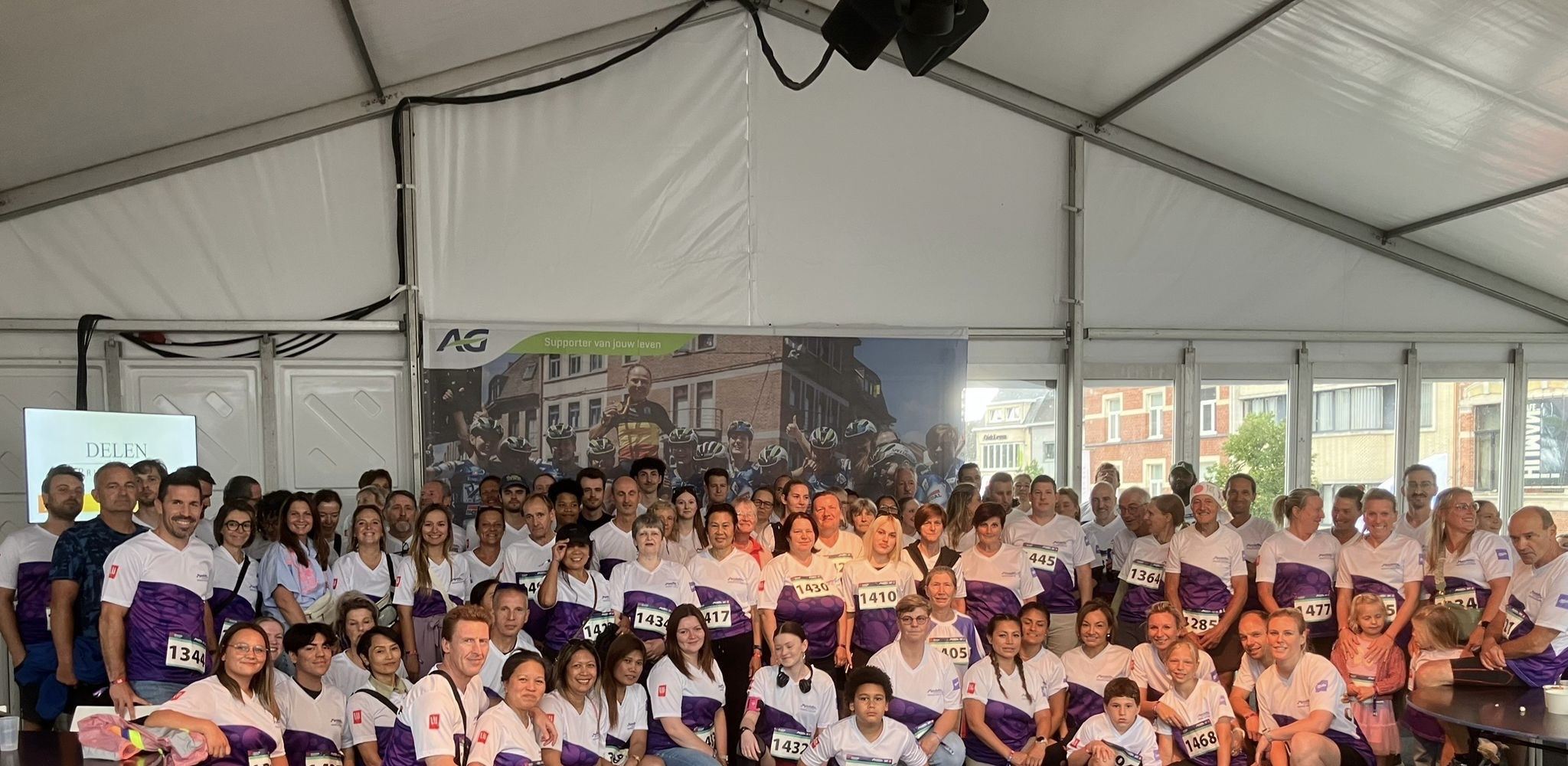 Mondelēz International gaat met 226 lopers voluit voor de wisselbeker tijdens de ‘2 uur van Mondelēz’