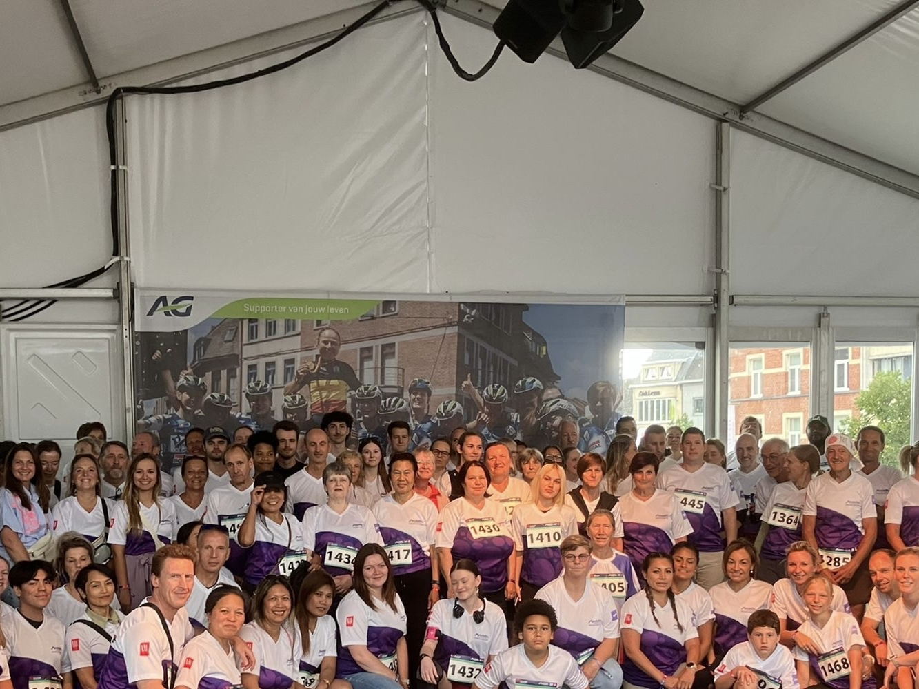 Mondelēz International gaat met 226 lopers voluit voor de wisselbeker tijdens de ‘2 uur van Mondelēz’