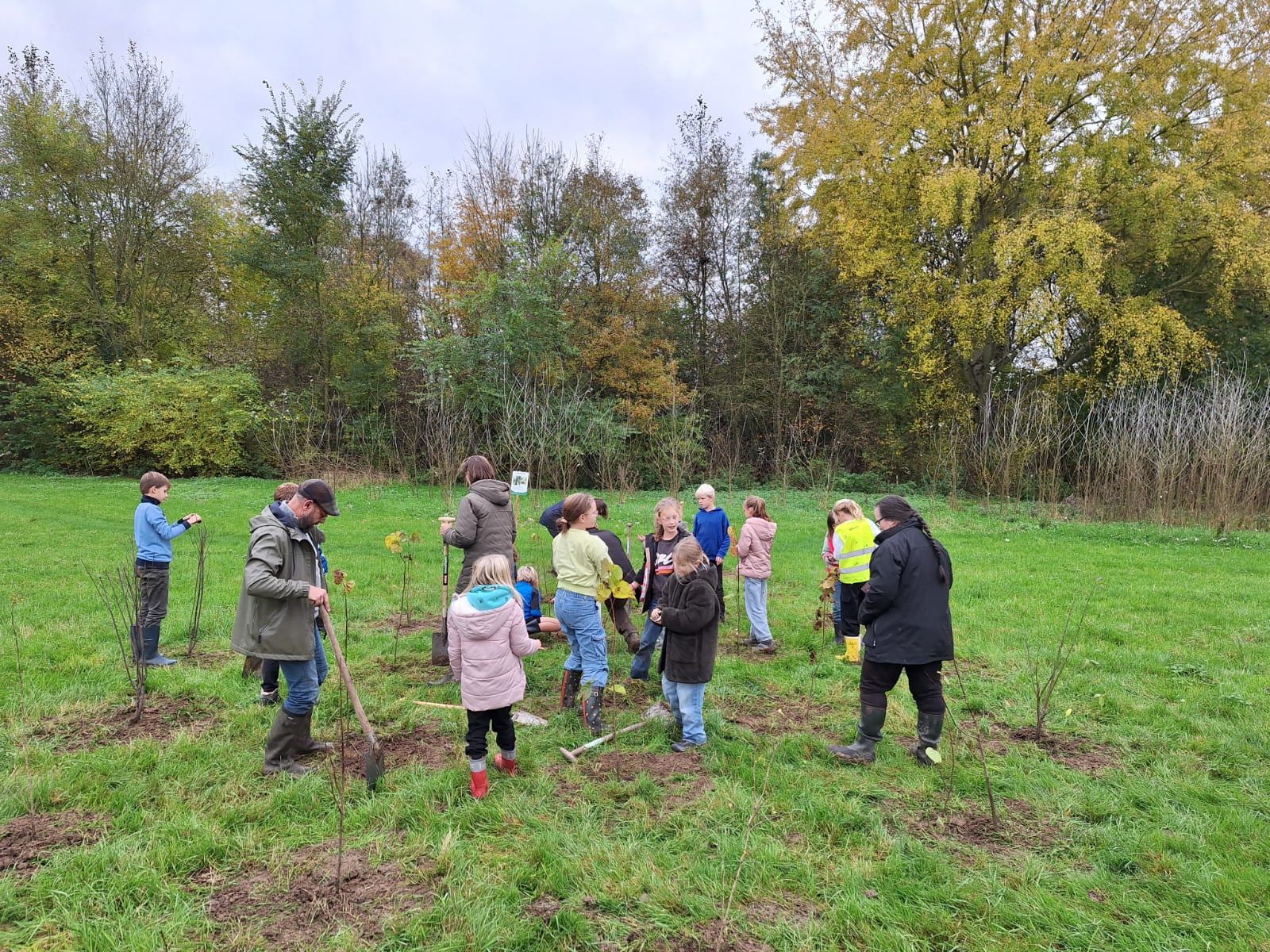 Provincie plant 204 bomen en struiken aan Kaaihoeve in Zwalm