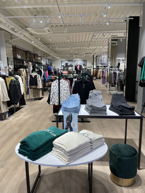 © The Fashion Store Grimbergen
