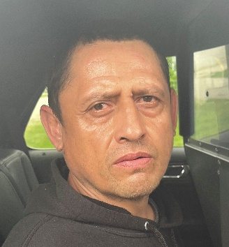 Carlos Luca (M/47)