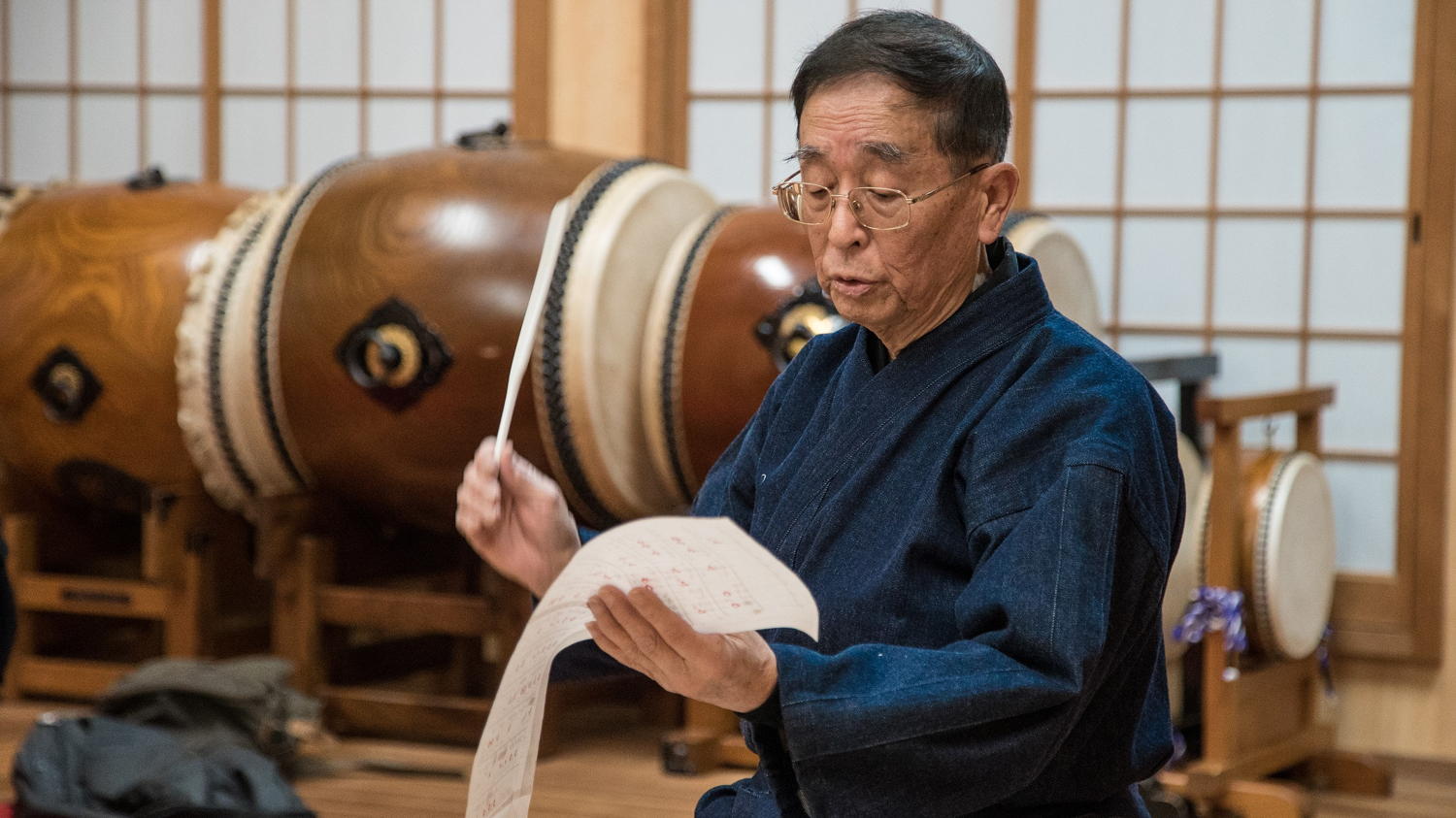 Osamu Munakata beoefent Noh - (c) Noxville