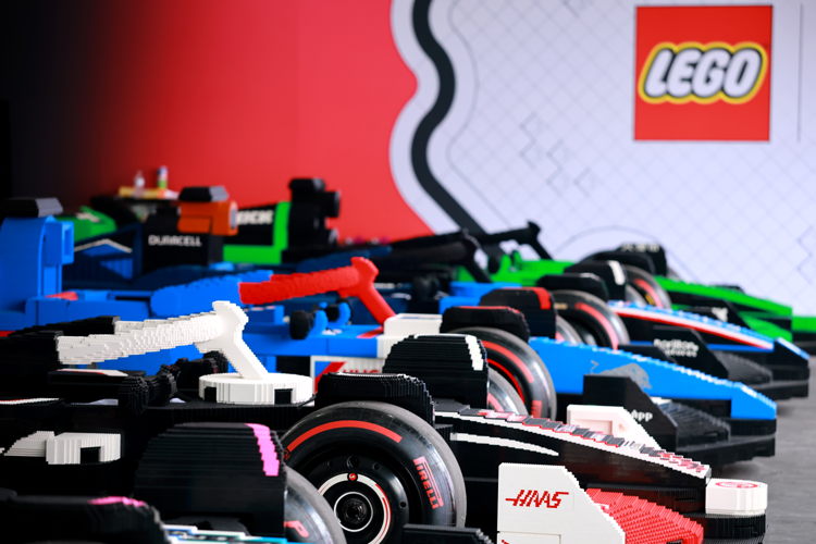 ©2025 Le Groupe LEGO Groep