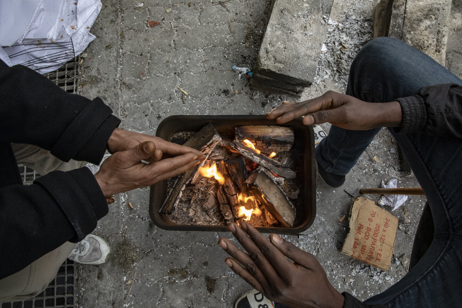 On the streets, along railway tracks, in abandoned buildings and on the beach: this is where migrants and refugees live in Ventimiglia after authorities closed the transit camp near the Roja River last July. Copyright: Francesca Volpi