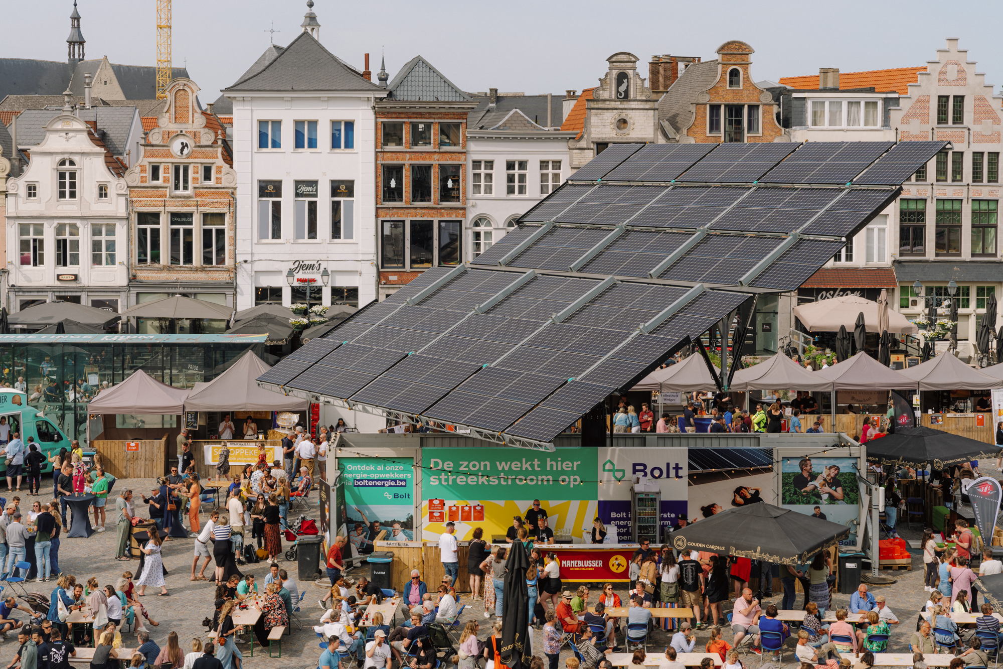 Solar Container van Bolt ©Illias Teirlinck